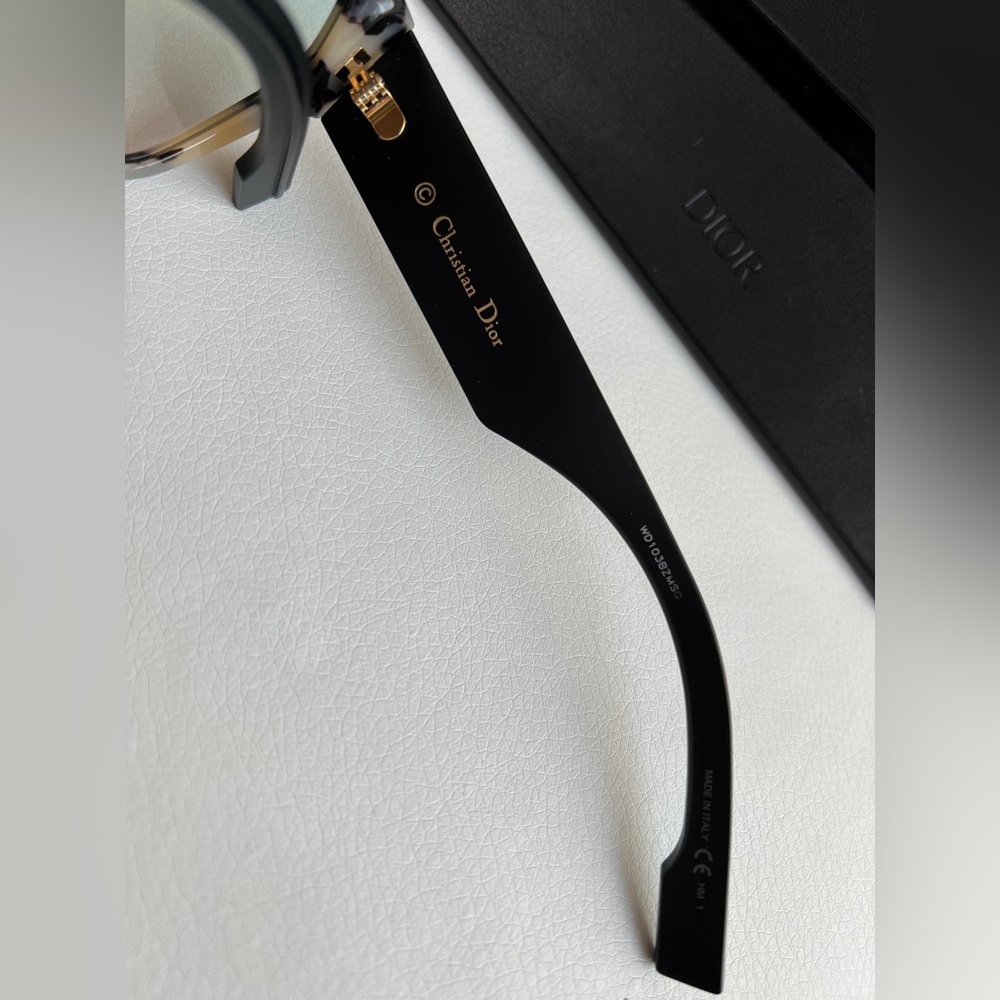 Christian Dior Diorid ID1 Sunglasses EUC - Picture 12 of 14